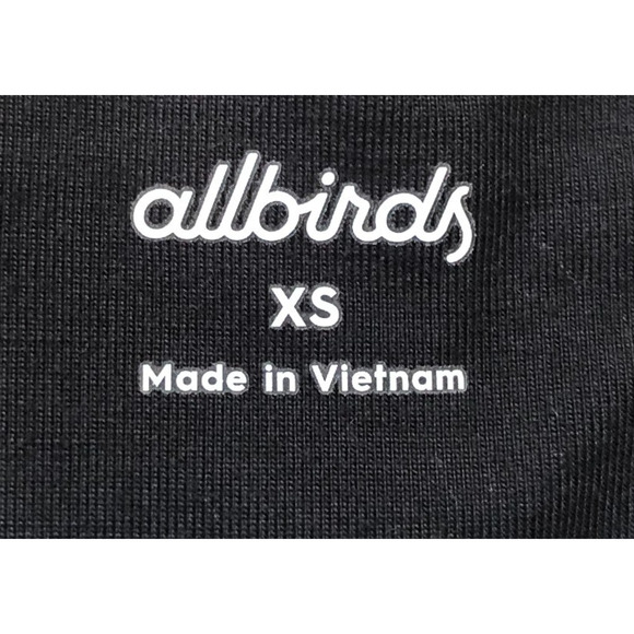 Allbirds, Natural Legging Capri, Women's Size X Small, Black, 11.8 KG CO2E - Picture 3 of 8